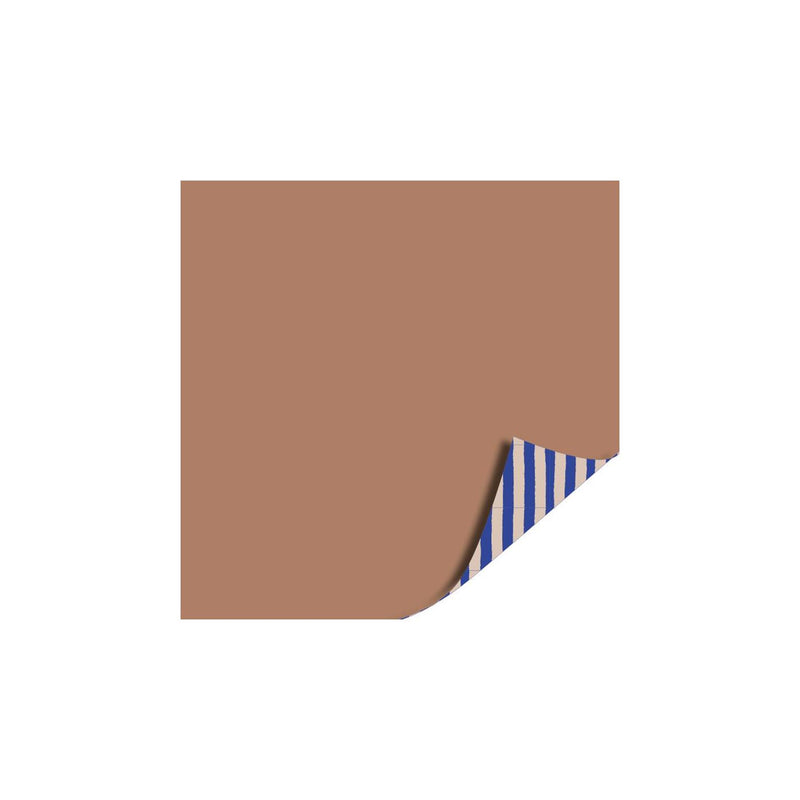 Afbeelding laden in galerijviewer, Kassaplan coated cadeaupapier dubbelzijdig 30cm 100m soft stripe blauw beige