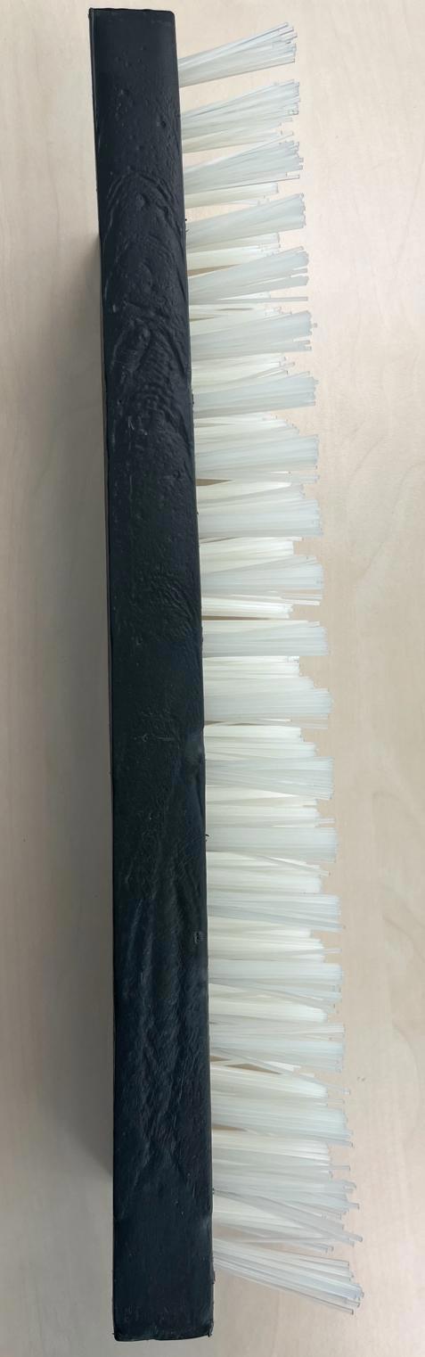 Laden Sie das Bild in Galerie -Viewer, Producten kalverborstel nylon wit 45x15cm vulling 4cm