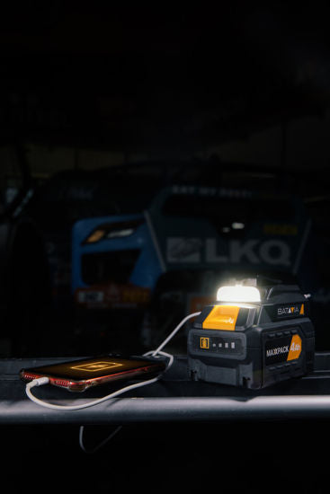 Load image into Gallery viewer, Ac Accu USB poweradapter en LED lamp (Maxxpack 18V).