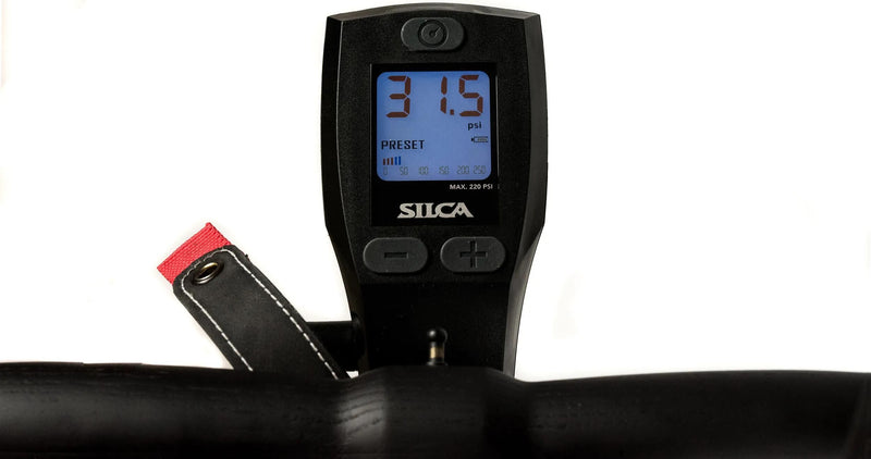 Load image into Gallery viewer, Silca standpumpe super pista digital floor pump super pista digital black