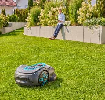 Afbeelding laden in galerijviewer, Gardena producten robotmaaier sileno max 800