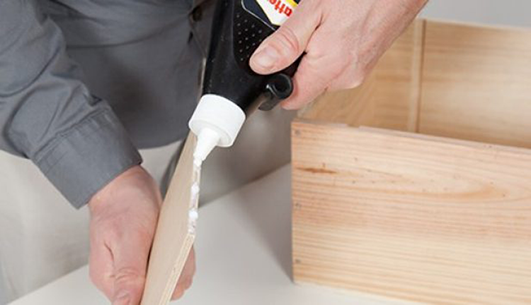 Afbeelding laden in galerijviewer, Pattex montagekit 250 g – geen spijkers schroeven – universale montgellijm binnen – extra sterk waterdicht – voor hout, metaal, steen meer