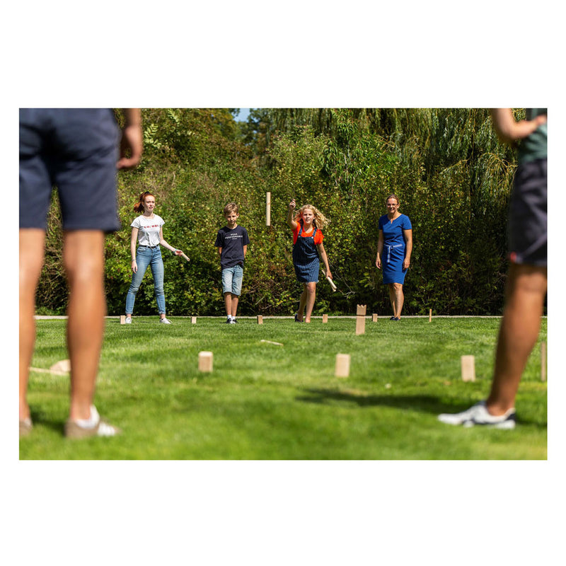 Load image into Gallery viewer, Outdoor play houten kubb game official