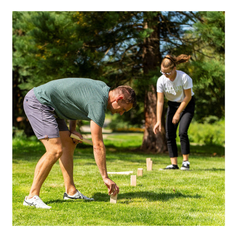 Load image into Gallery viewer, Outdoor play houten kubb game official