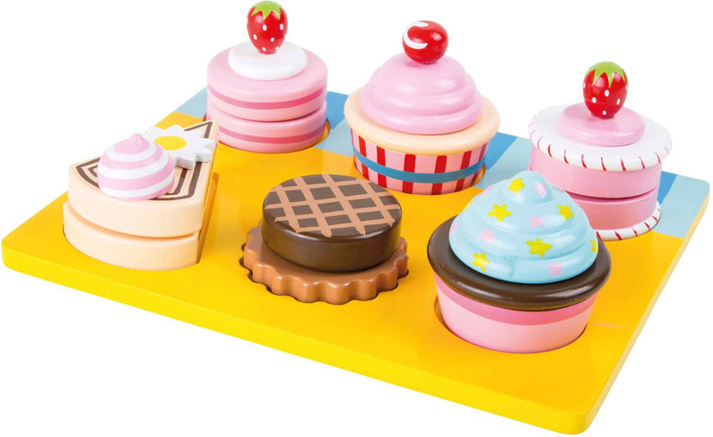 Afbeelding laden in galerijviewer, Small foot - houten speeleten cupcakes en cake set, 13dlg.