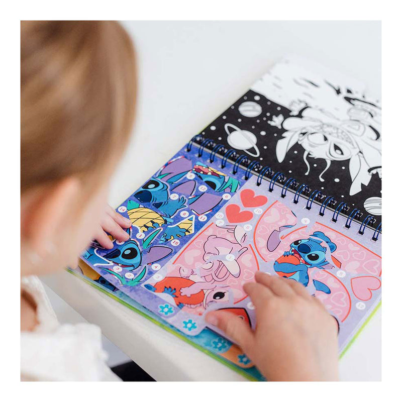 Afbeelding laden in galerijviewer, Totum stickeren op nummer boek stitch