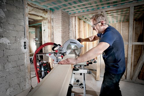 Afbeelding laden in galerijviewer, Metabo afkortzaag kgs 305 m met trekfunctie - 619305000
