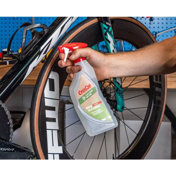 Afbeelding laden in galerijviewer, Cyclon Fietsreiniger plant based sproeifles 500ml