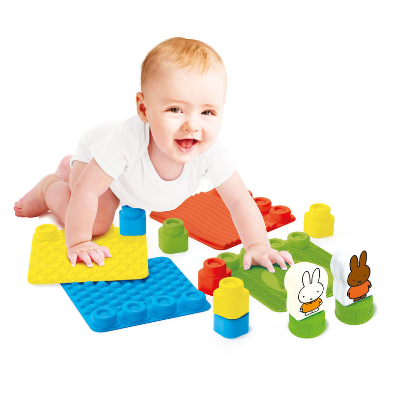 Afbeelding laden in galerijviewer, Clementoni soft clemmy - nijntje sensory path - sensorisch speelgoed - speelkleed - baby blokken en speelmat - met zachte foam stapelblokken - 6 - 36 maanden