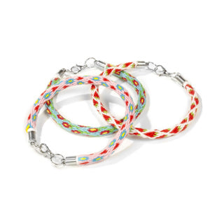 Load image into Gallery viewer, Armbandjes maken weven hobbydoos 12 x 6,5 cm totum | 3 stuks