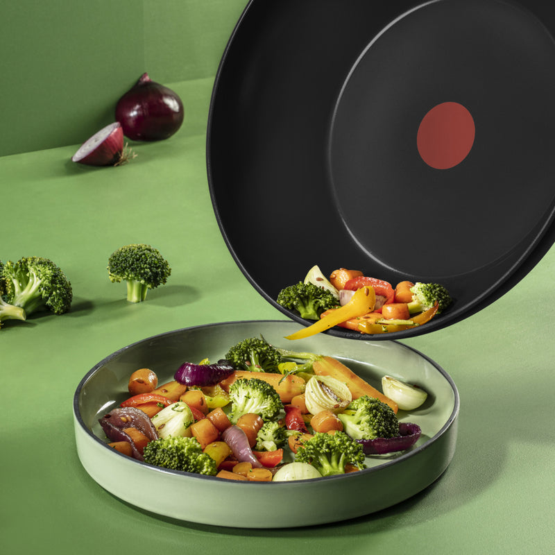 Load image into Gallery viewer, Tefal kookgerei tefal renew black wokpan 28 cm zwart