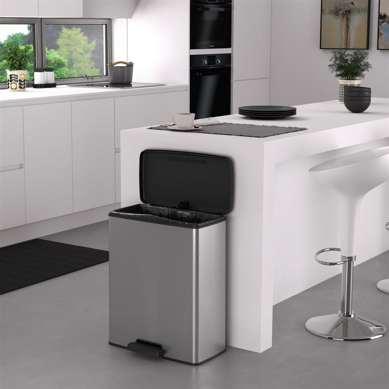 Afbeelding laden in galerijviewer, Curver decobin pedaalemmer 65l zilver metallic