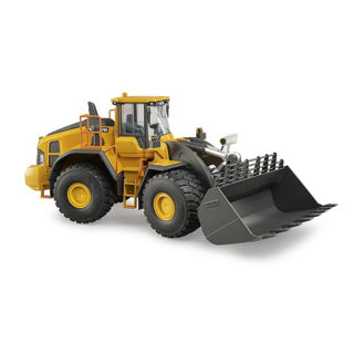Load image into Gallery viewer, Bruder shovel volvo l260h