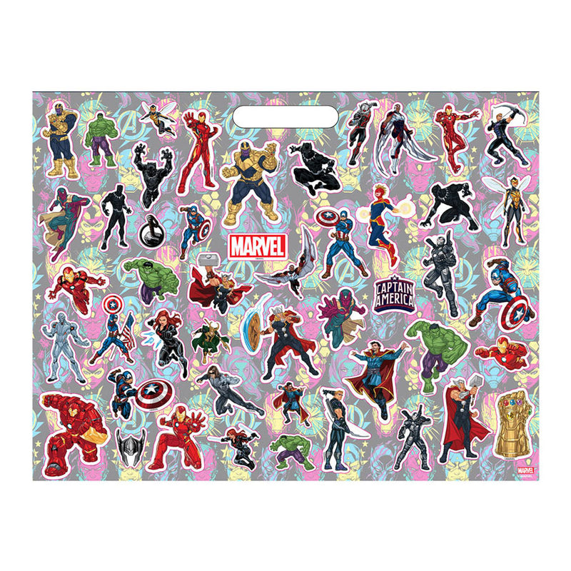Load image into Gallery viewer, Tekenblok avengers met stickers en 3 krijtjes, 40 vellen