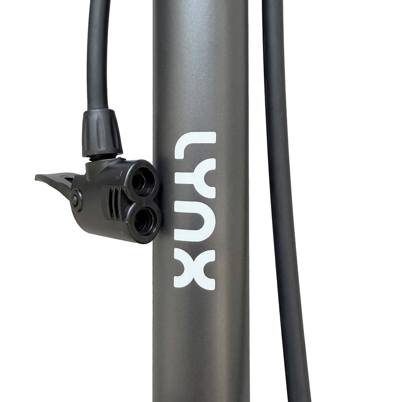 Chargez l'image dans la visionneuse de la galerie, Lynx fietspomp met manometer zwart