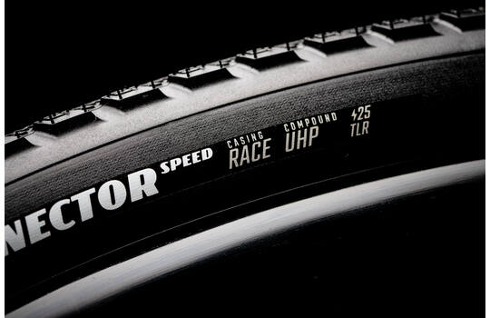 Afbeelding laden in galerijviewer, Goodyear - connector speed race tlr 700x50c transparant