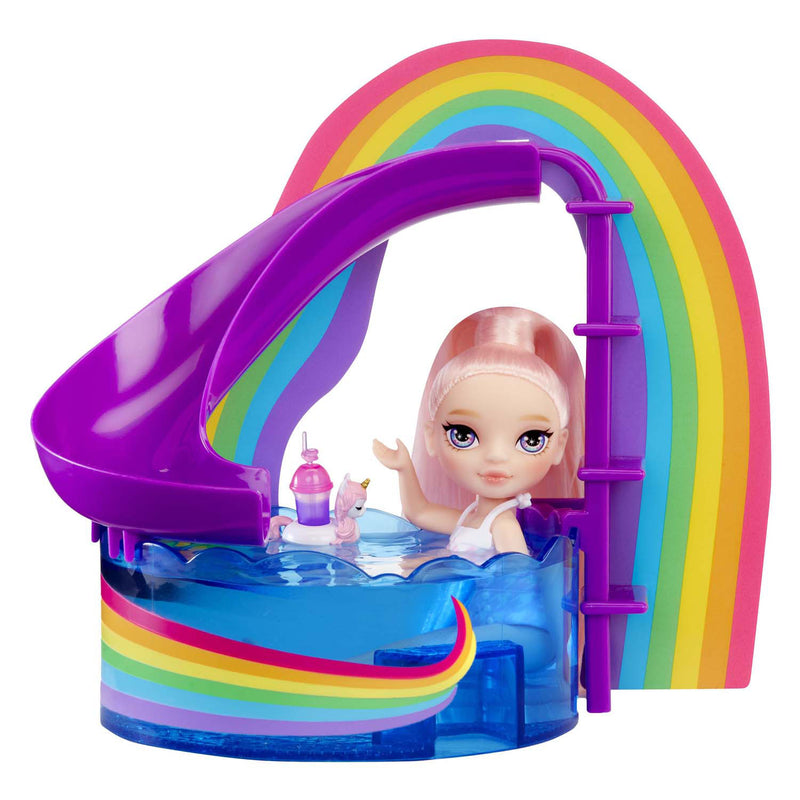 Afbeelding laden in galerijviewer, Rainbow high pop kleine zwembaddag met blush speelset
