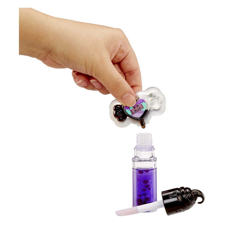 Load image into Gallery viewer, Mga entertainment yummiland lip gloss dolls sour sweeties