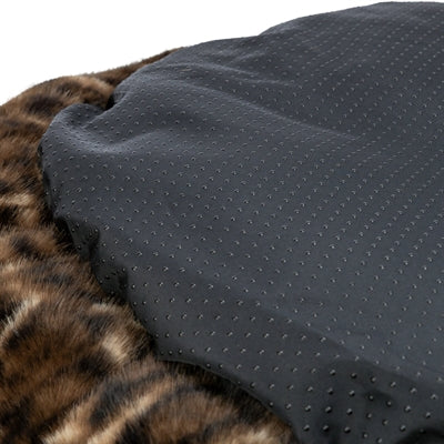 Load image into Gallery viewer, Trixie hondenmand leo soft rond pluche bruin panterprint