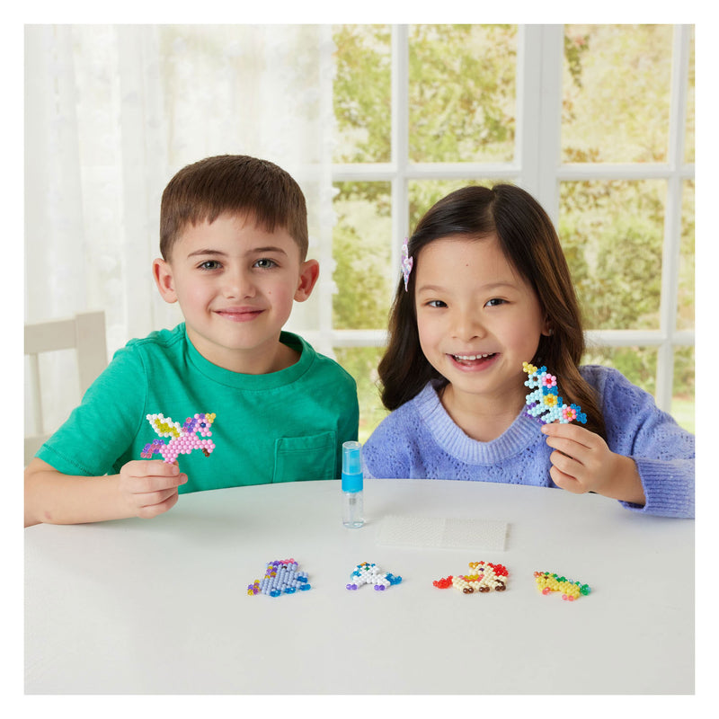 Chargez l'image dans la visionneuse de la galerie, Aquabeads unicorn friends craft kit- complete set met 500 parels in 27 kleuren