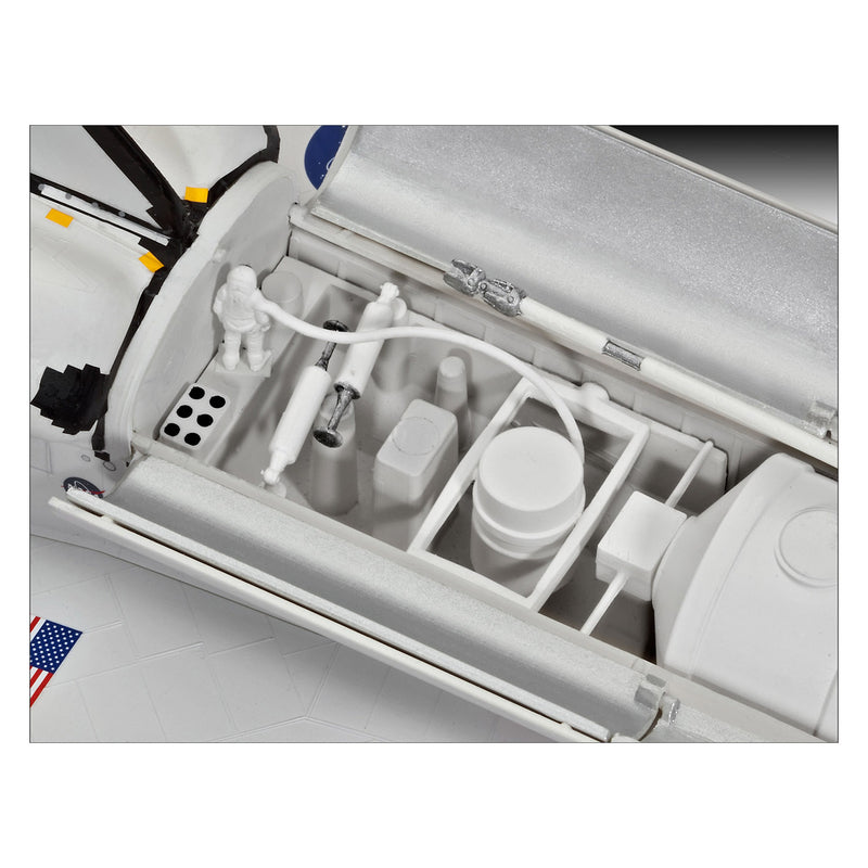 Load image into Gallery viewer, Revell space shuttle atlantis