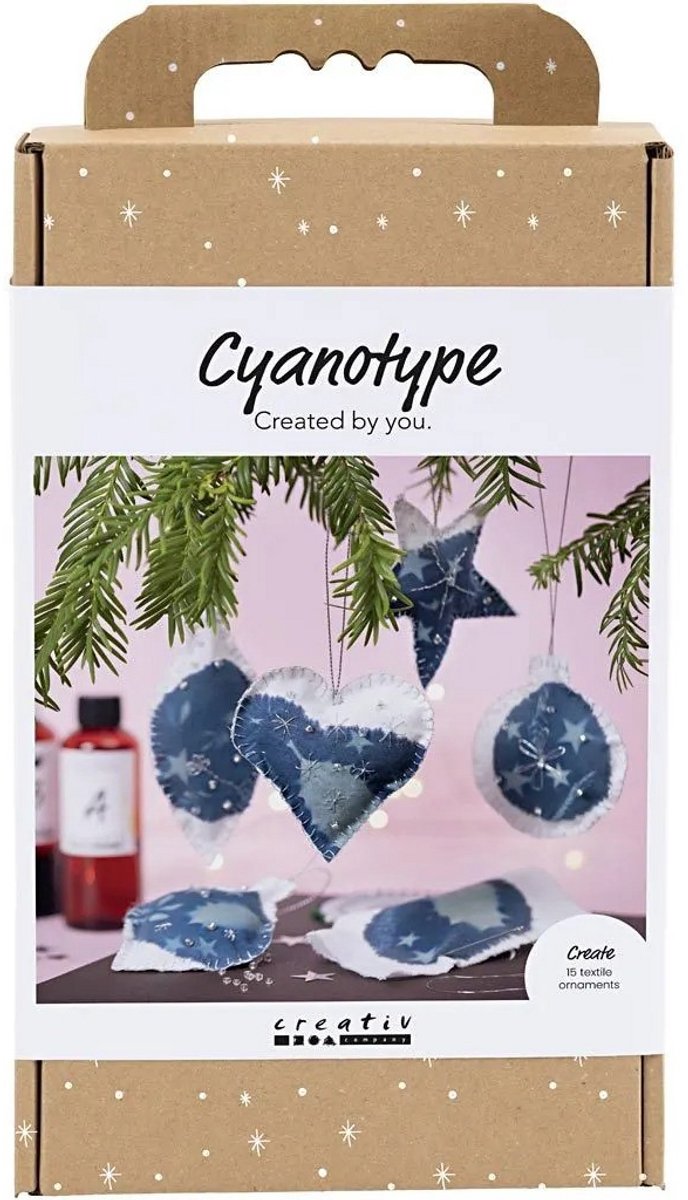 Cargue la imagen en el visor de la galería, Creativ company http: www.cchobby.nl hobbyset-cyanotypie-kerstdecoraties-blauw-zilver-1-doos