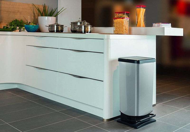 Load image into Gallery viewer, Rotho paso pedaalemmer 40l zilver metallic