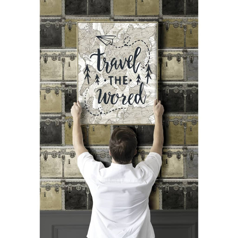 Load image into Gallery viewer, Noordwand behang friends coffee boxes and locks metallic en beige