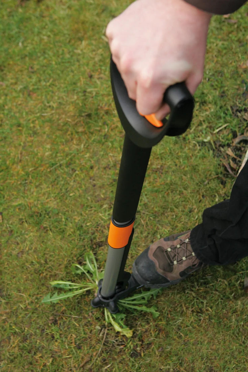Load image into Gallery viewer, Fiskars unkrautstecher smartfit telescopic weed cutter