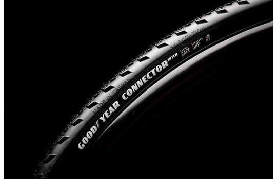 Afbeelding laden in galerijviewer, Goodyear - connector inter race tlr 700x50c transparant