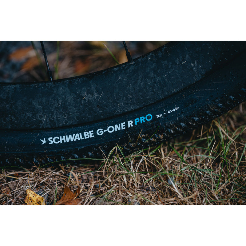 Load image into Gallery viewer, Schwalbe vouwband g-one refelectie pro evolution 35-622 tlr zwart tr
