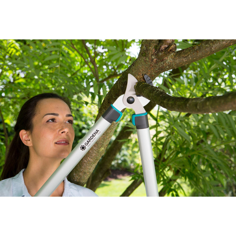 Load image into Gallery viewer, GARDENA EasyCut 680A