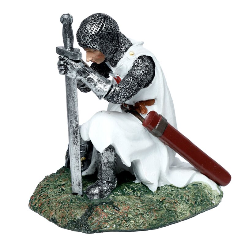 Laden Sie das Bild in Galerie -Viewer, Protector of the kingdom knielende middeleeuwse ridder