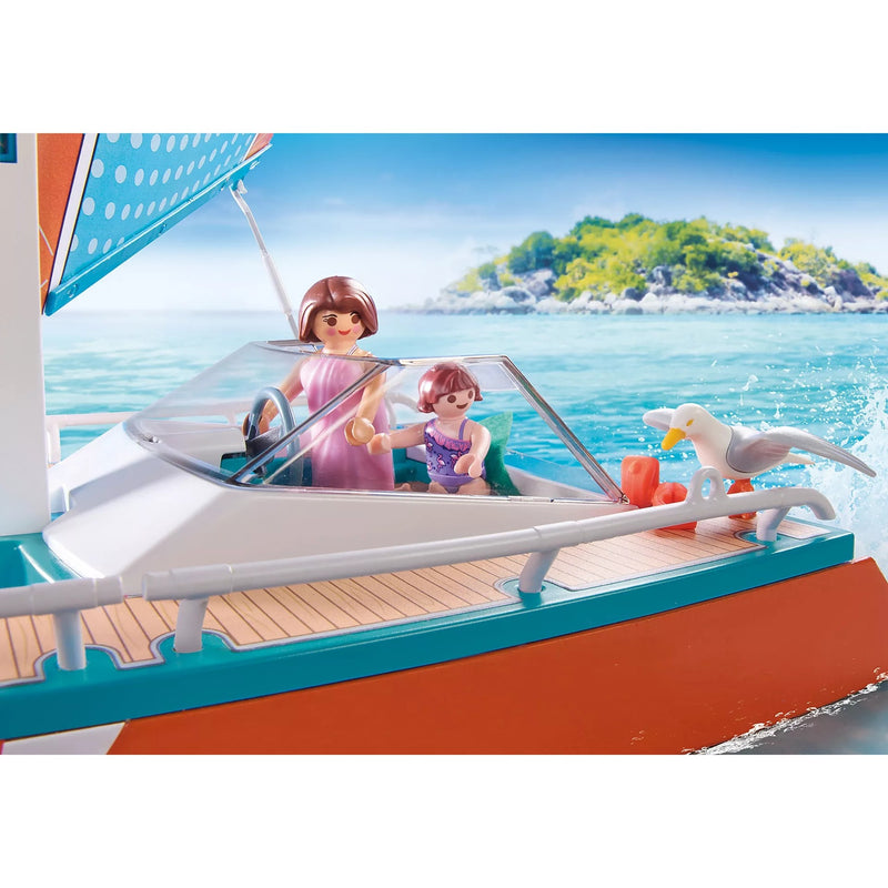 Load image into Gallery viewer, Playmobil Family Fun Catamaran 71043