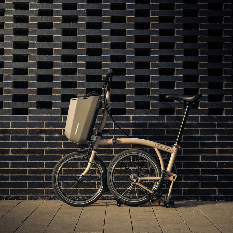 Load image into Gallery viewer, Sigma shad mand daily bike box voorzijde 20l grijs