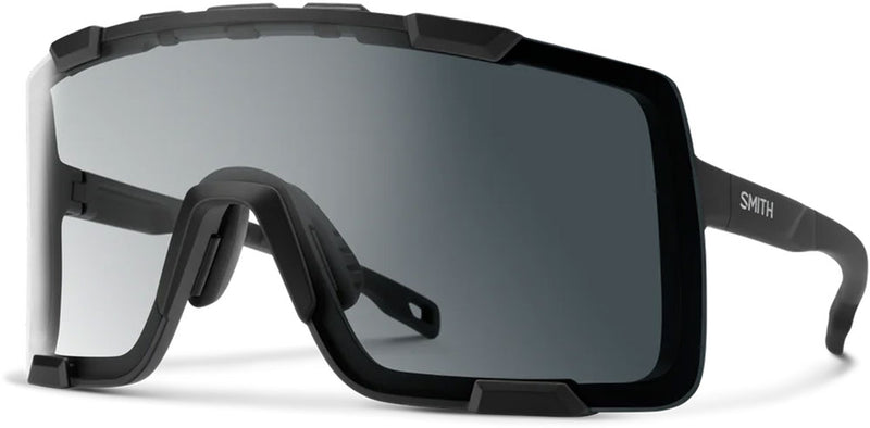 Load image into Gallery viewer, Smith syncline chromapop photochromic clear to gray - sunglasses