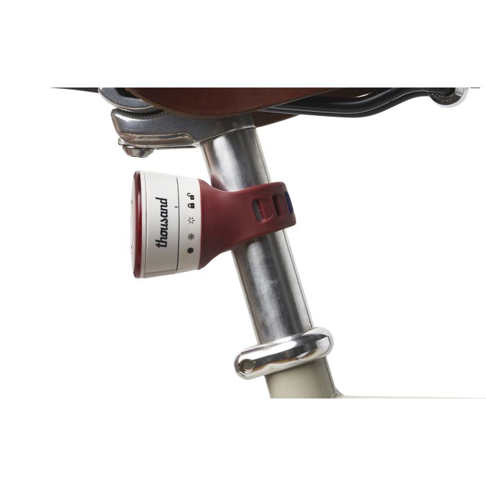 Afbeelding laden in galerijviewer, Thousand traveler magnetic bike light - rear - speedway creme