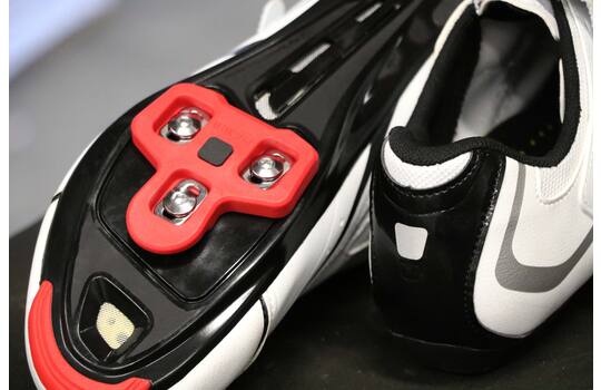 Laden Sie das Bild in Galerie -Viewer, Trivio - schoenplaatjes look delta 6° anti-slip rood