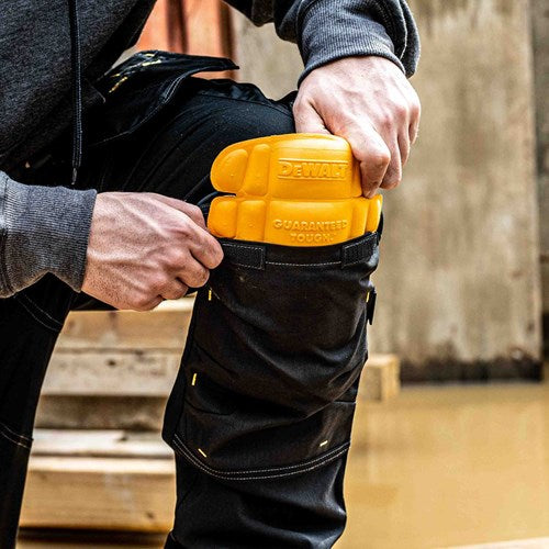 Load image into Gallery viewer, Dewalt kniestukken | geel | 1 paar - knid02000