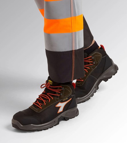 Afbeelding laden in galerijviewer, Diadora werkschoen sport diatex 181120 mid s3 (zwart groen) | zwart groen | maat 46 - 8053607615971