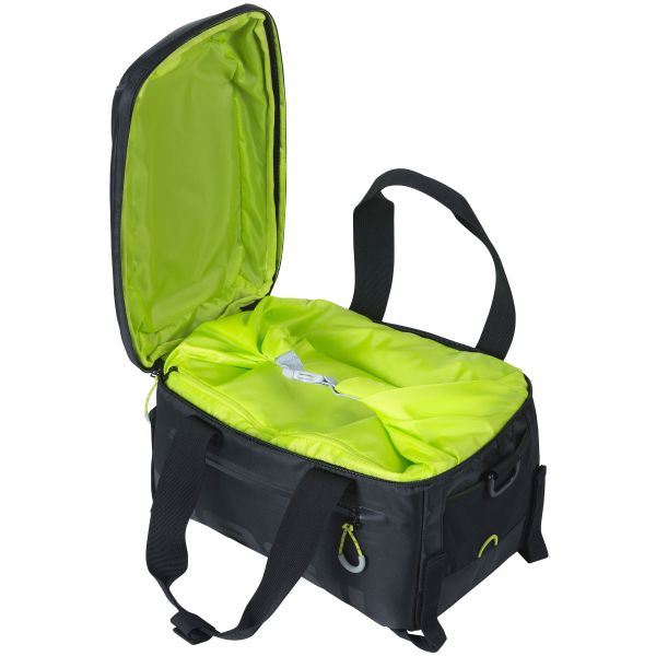 Load image into Gallery viewer, Basil Miles Trunkbag - Sportieve zwarte bagagedragertas voor sportievelingen - 7L - Zwart Lime