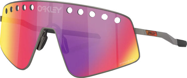 Load image into Gallery viewer, Oakley sutro ti sweep sports glasses