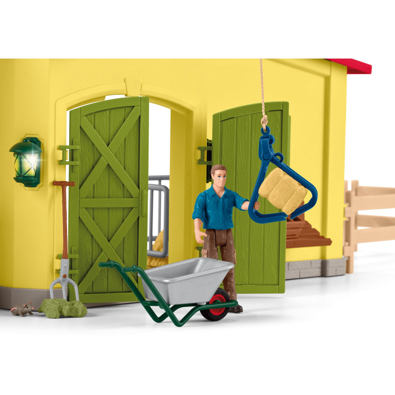 Load image into Gallery viewer, Schleich farm world - grote stal, geel speelfiguur