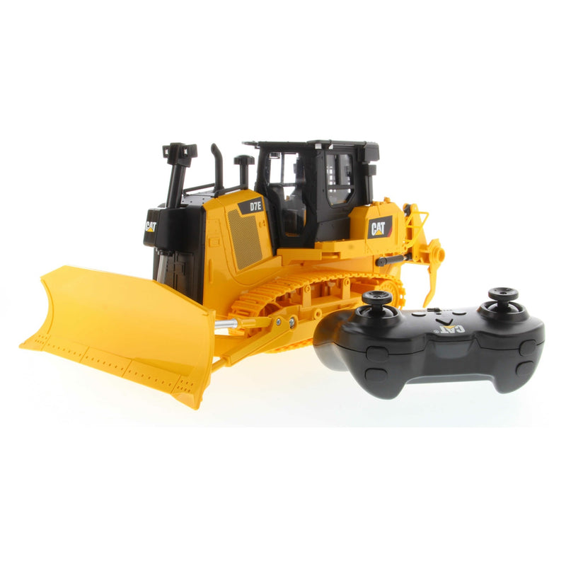 Load image into Gallery viewer, Carrera 1:24 rc cat d7e bulldozer