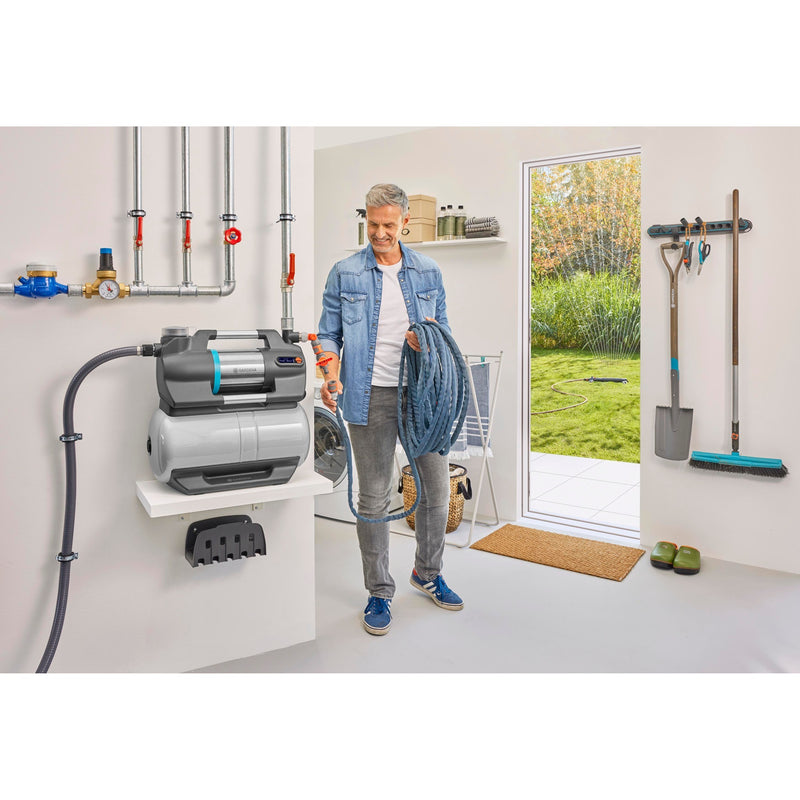 Load image into Gallery viewer, Gardena hydrofoorpomp 5600 silentcomfort (grijs roestvrij staal, bluetooth)