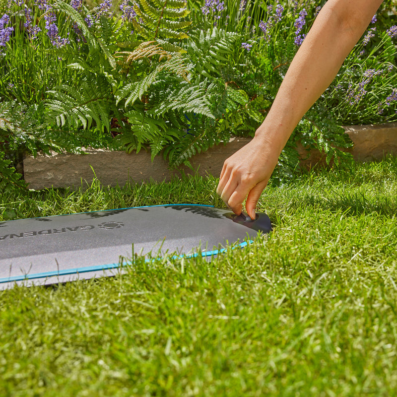 Load image into Gallery viewer, Gardena undercover slangenbox rollup m, 20 meter slanghaspel (zwart turquoise)