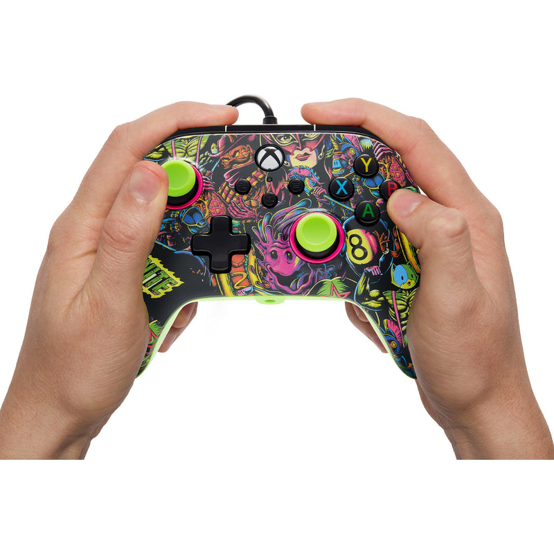 Afbeelding laden in galerijviewer, Powera advantage controller met kabel voor de xbox series x|s - fortnite: glow (neongroen, xbox series x|s, xbox one, pc)