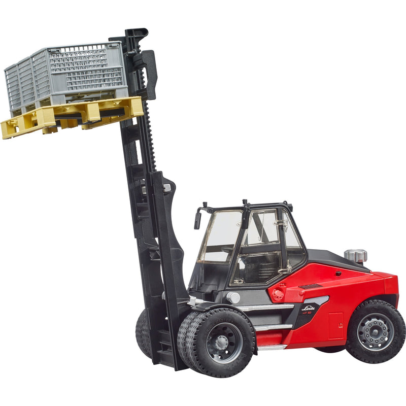 Load image into Gallery viewer, Bruder linde ht160s heftruck met pallet en 3 palletkooien modelvoertuig (02513)