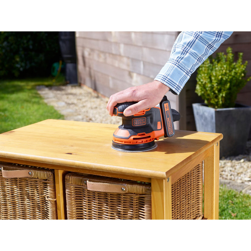 Chargez l'image dans la visionneuse de la galerie, Black+decker 18v schroefklopboormachine + 18v excentrische schuurmachine bundel (zwart oranje)