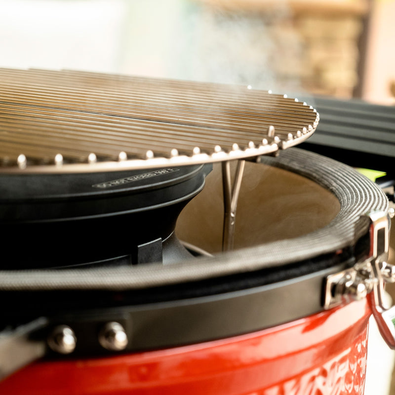 Load image into Gallery viewer, Kamado joe slōroller met rvs cooking rack voor classic i ii inlegrooster